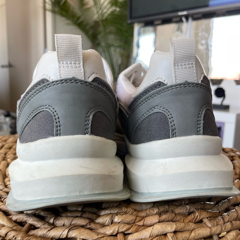 A New Day Women's Gray/Indigo Memory Foam Sneakers Size 11 - Picture 12 of 15